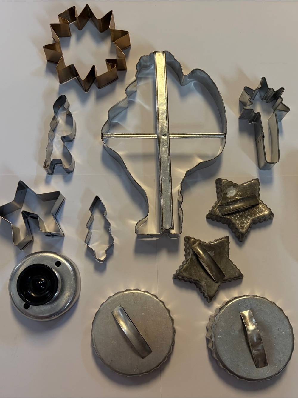 Vintage Cookie And Biscuit Cutters Bundle Of TWELVE Includes Piper